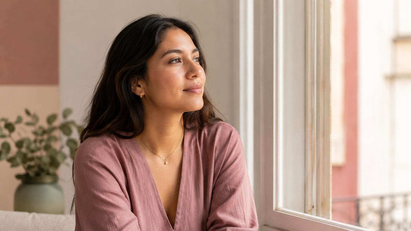 Mujer que considera congelar sus óvulos